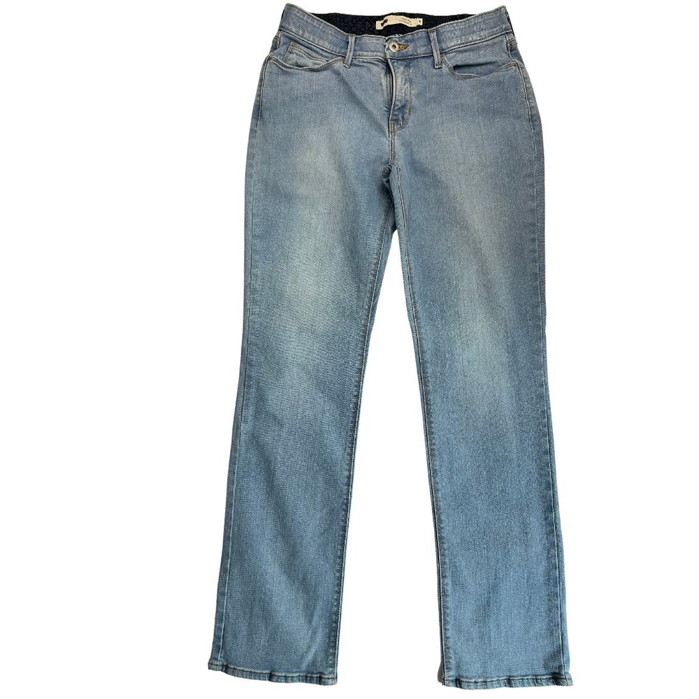 Perfect Waist 525 Straight Leg Levis Jeans Light Wash Size 8